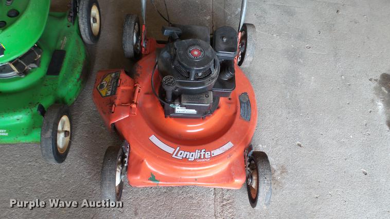 image for item DT9067 (3) lawn mowers