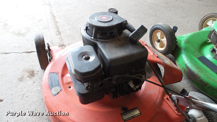image for item DT9067 (3) lawn mowers
