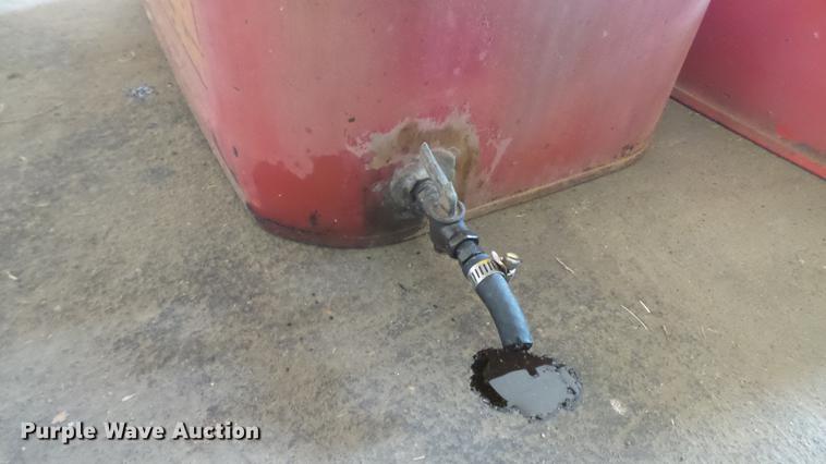 image for item DT9068 (2) boat fuel tanks