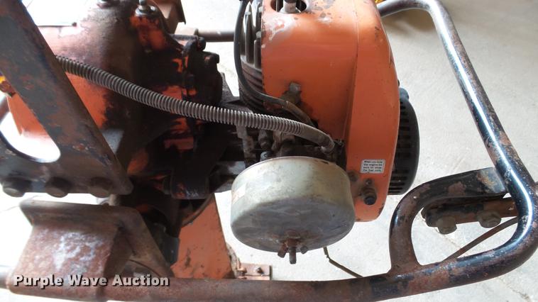 image for item DT9071 Mikasa Sangyo MTR-80 vibratory compactor