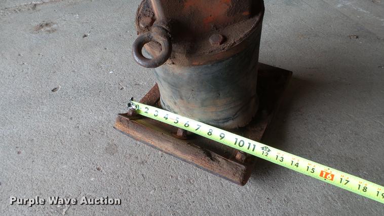 image for item DT9071 Mikasa Sangyo MTR-80 vibratory compactor