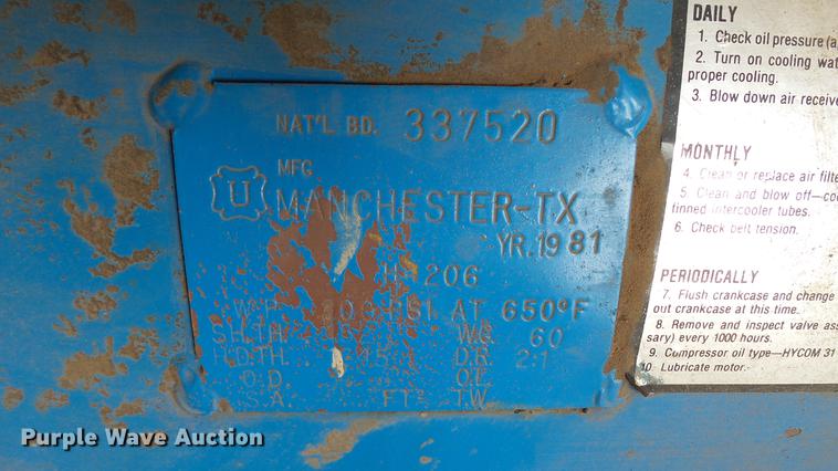 image for item DT9073 Qualair air compressor