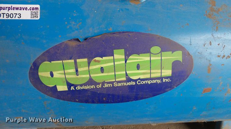 image for item DT9073 Qualair air compressor