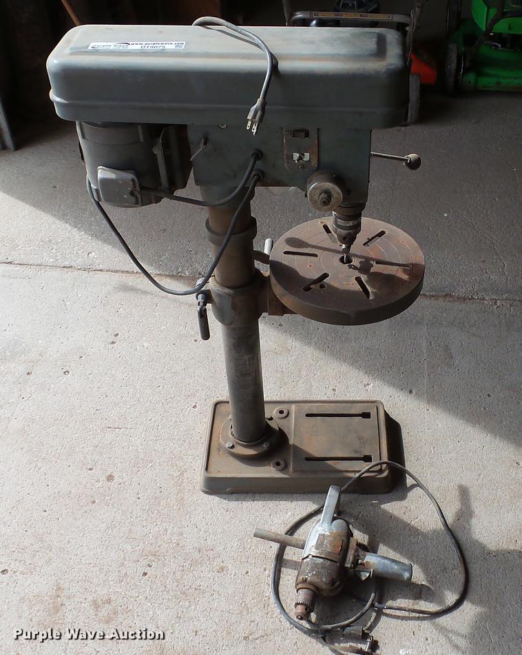 image for item DT9075 Columbia C-515 drill press