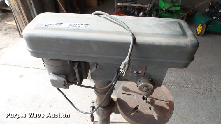 image for item DT9075 Columbia C-515 drill press