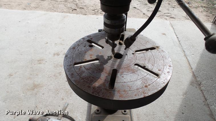 image for item DT9075 Columbia C-515 drill press
