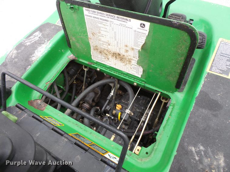 image for item DV9548 John Deere 1565 Series II lawn mower
