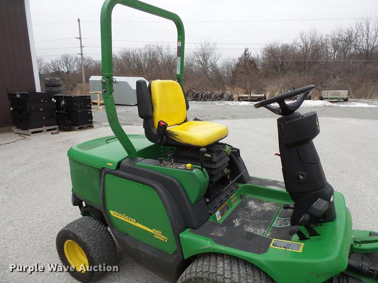 image for item DV9548 John Deere 1565 Series II lawn mower