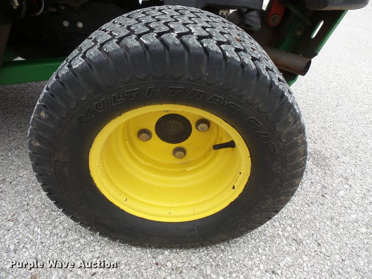 image for item DV9548 John Deere 1565 Series II lawn mower