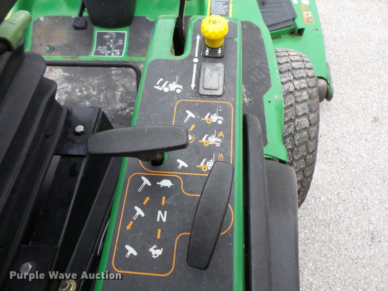 image for item DV9548 John Deere 1565 Series II lawn mower