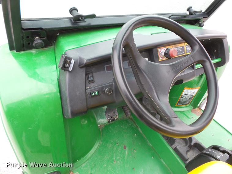 image for item DV9549 John Deere Gator HPX UTV