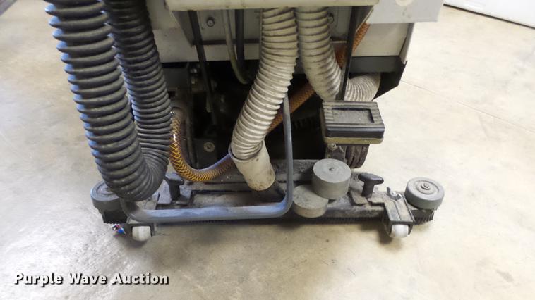 image for item EA9918 (2) Advance Convertomatic 20B floor scrubbers