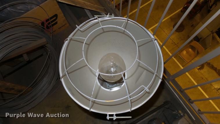 image for item EA9921 (3) Hubbell lights