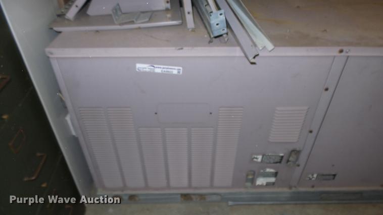 image for item EA9922 Carrier AC unit