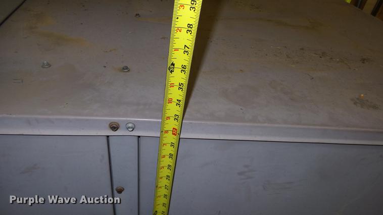 image for item EA9922 Carrier AC unit