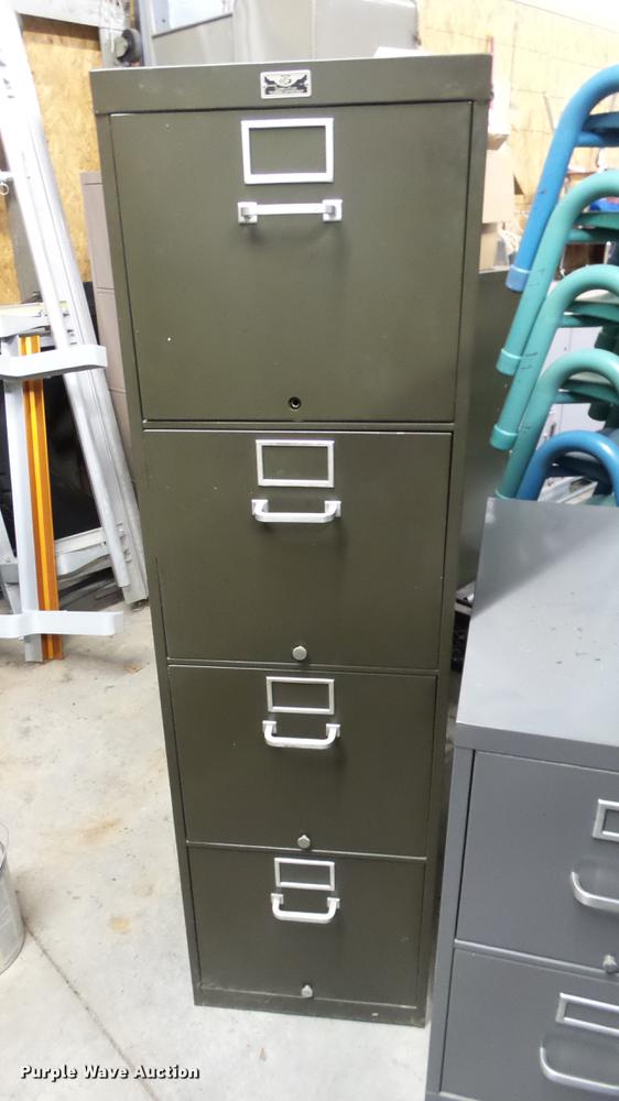 image for item EA9925 (6) filing cabinets
