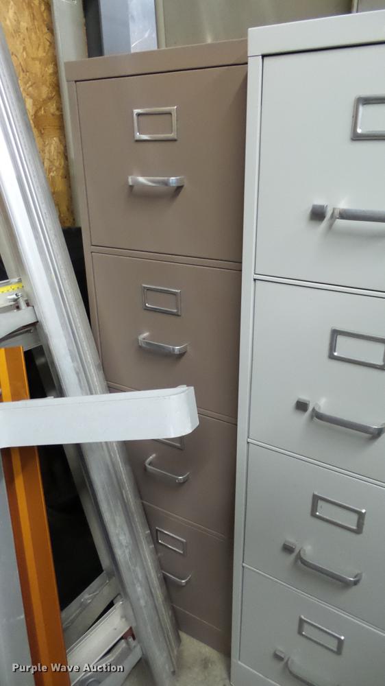 image for item EA9925 (6) filing cabinets