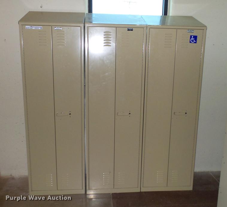 Approximately 105 sets of lockers in Wichita, KS Item EC9727 sold