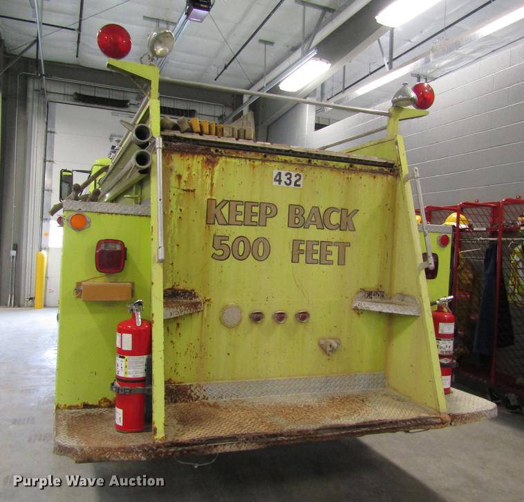 image for item EI9271 1979 International R1824 fire truck