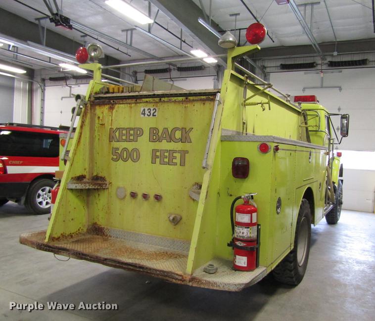 image for item EI9271 1979 International R1824 fire truck