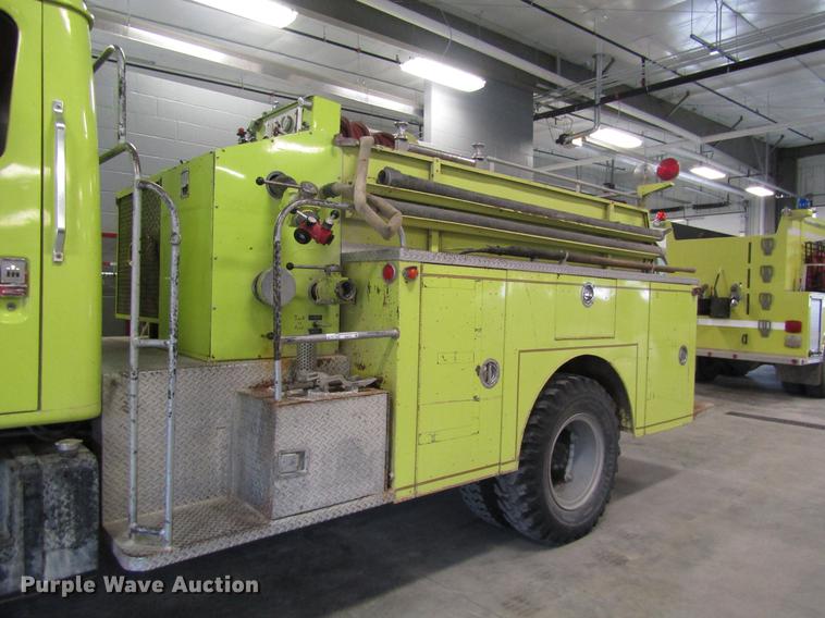 image for item EI9271 1979 International R1824 fire truck