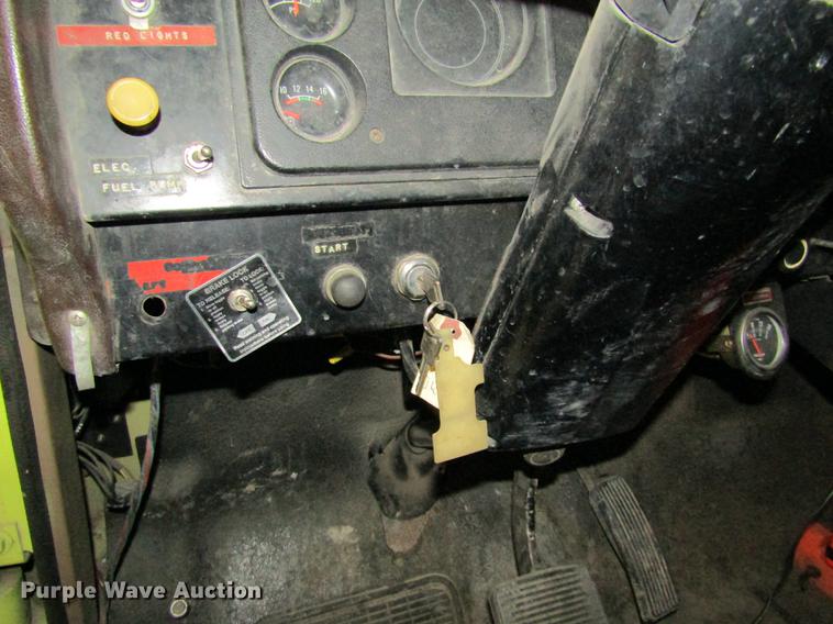 image for item EI9271 1979 International R1824 fire truck