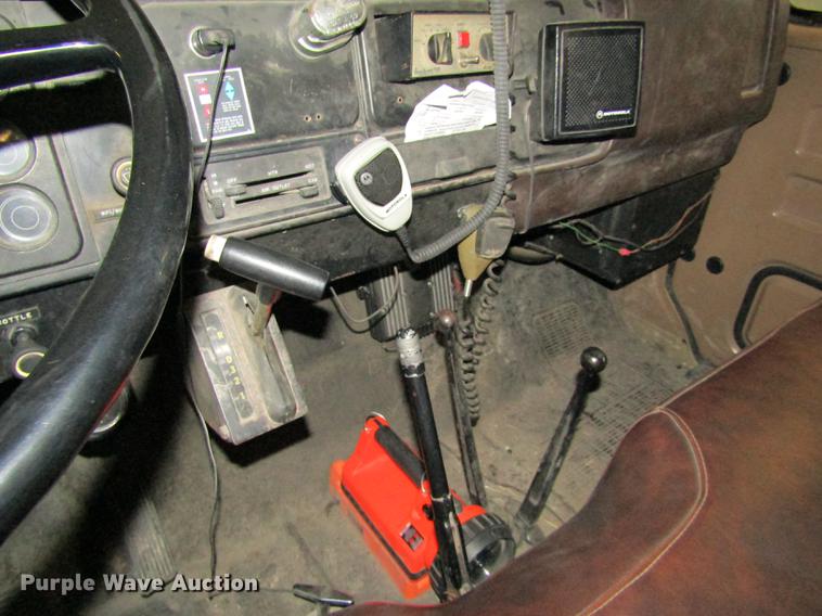 image for item EI9271 1979 International R1824 fire truck