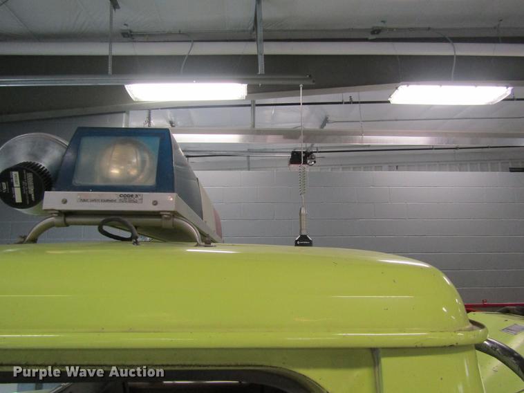 image for item EI9271 1979 International R1824 fire truck