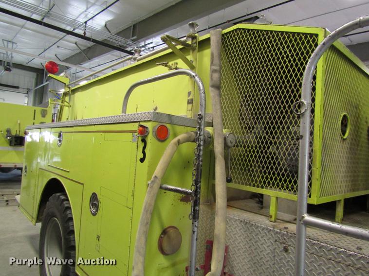 image for item EI9271 1979 International R1824 fire truck