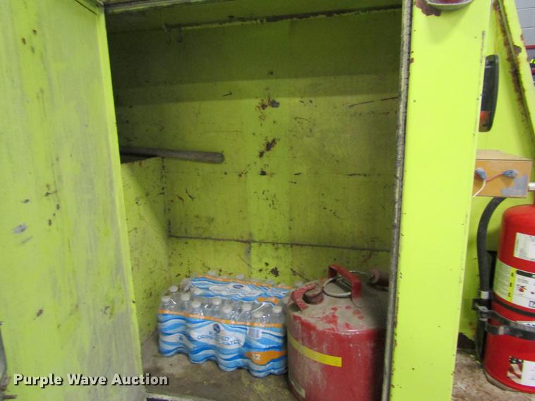 image for item EI9271 1979 International R1824 fire truck