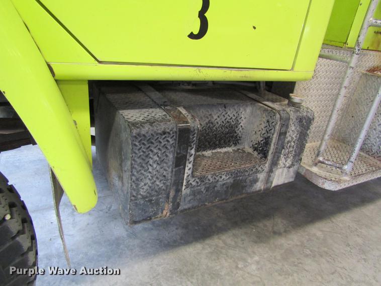 image for item EI9271 1979 International R1824 fire truck