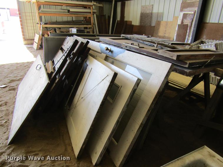 image for item EI9286 Building materials