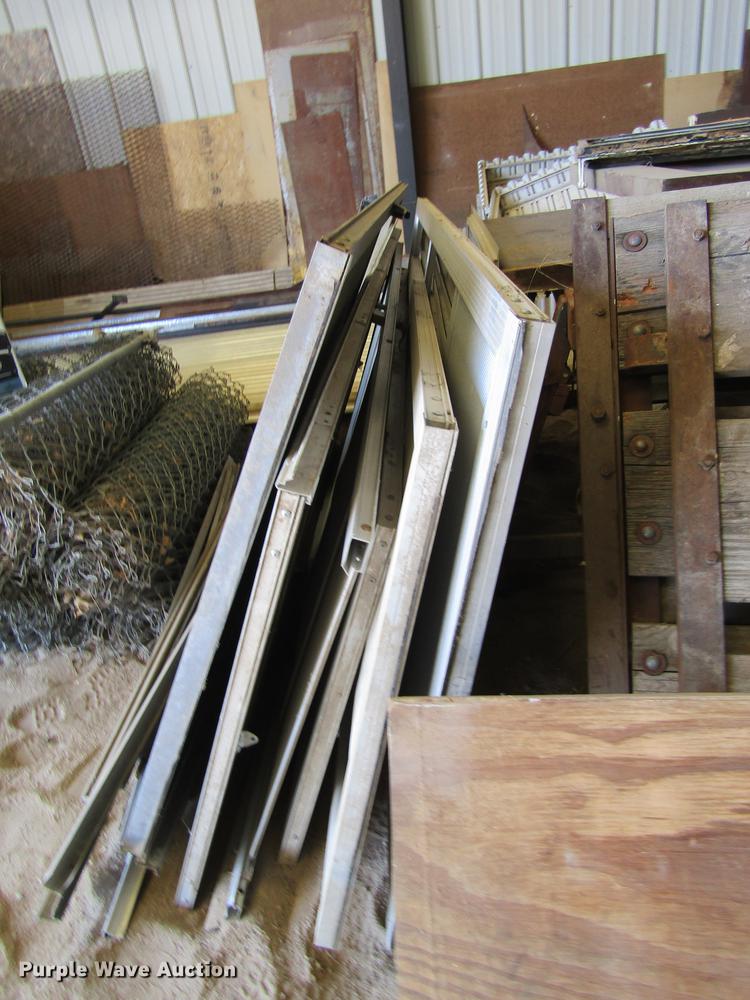 image for item EI9286 Building materials