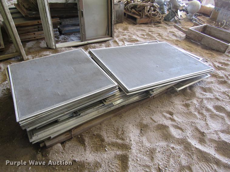 image for item EI9286 Building materials