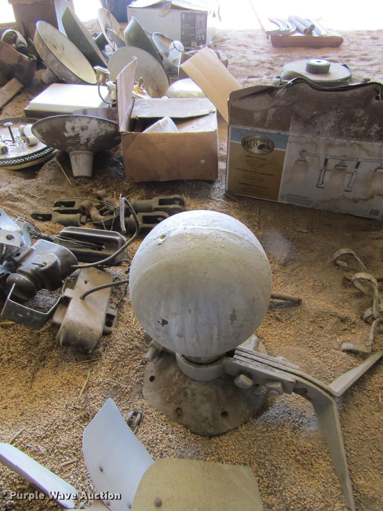 image for item EI9290 Building materials