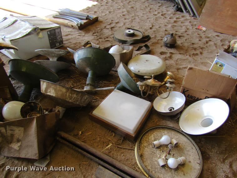 image for item EI9290 Building materials