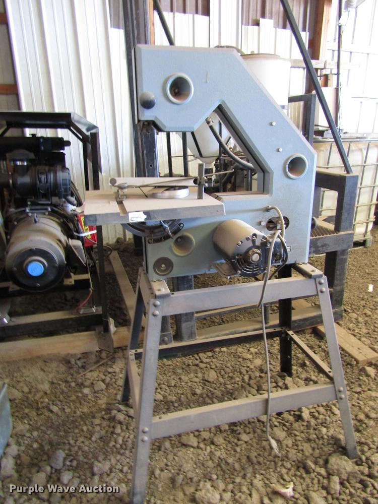 image for item EI9294 Delta bandsaw