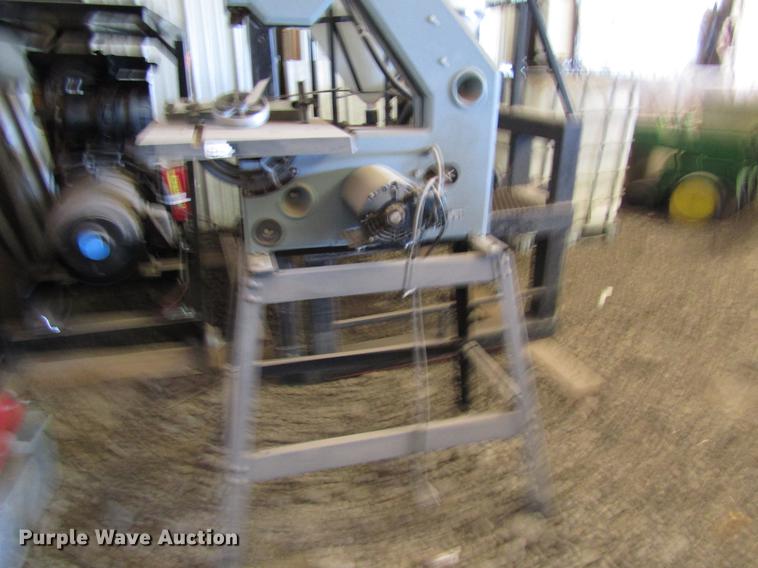 image for item EI9294 Delta bandsaw