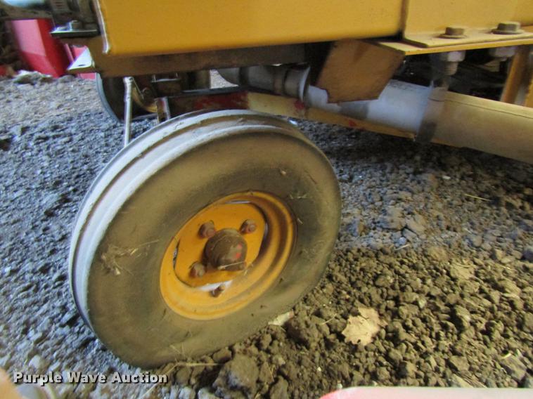 image for item EI9295 Shop built tractor