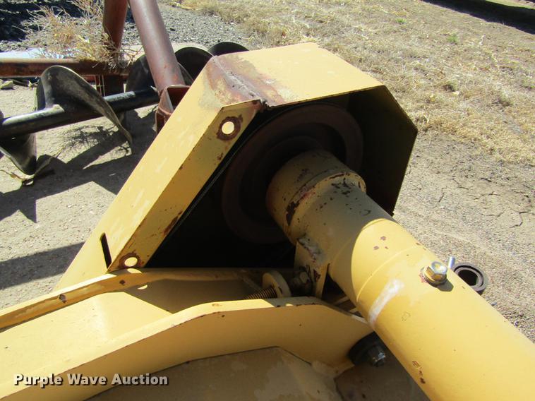 image for item EI9296 New Holland 918H flail mower