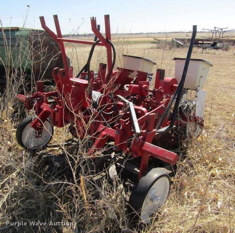 image for item EI9302 White 3407 plant/aire planter