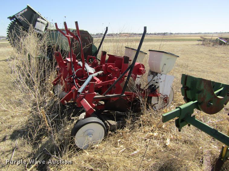 image for item EI9302 White 3407 plant/aire planter