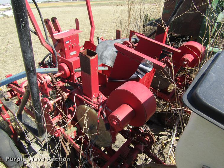 image for item EI9302 White 3407 plant/aire planter