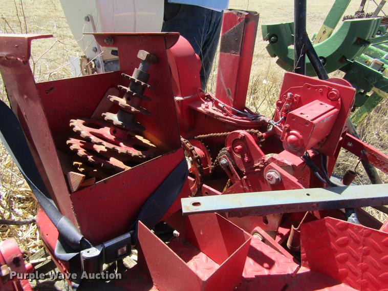 image for item EI9302 White 3407 plant/aire planter