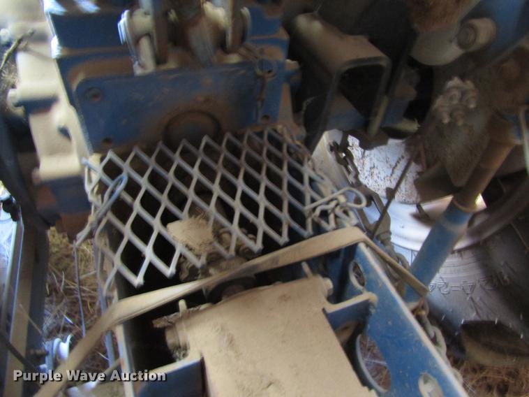 image for item EI9309 1981 Ford 1900 HFWD tractor