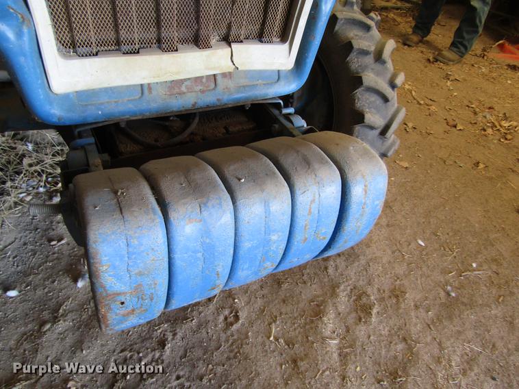image for item EI9309 1981 Ford 1900 HFWD tractor