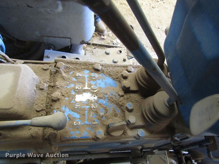 image for item EI9309 1981 Ford 1900 HFWD tractor