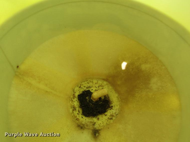 image for item EI9310 (3) poly tanks