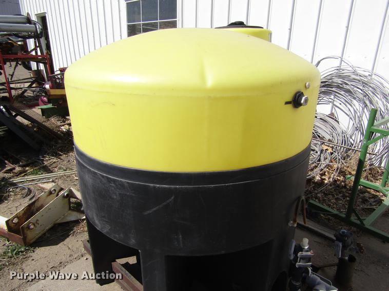 image for item EI9310 (3) poly tanks