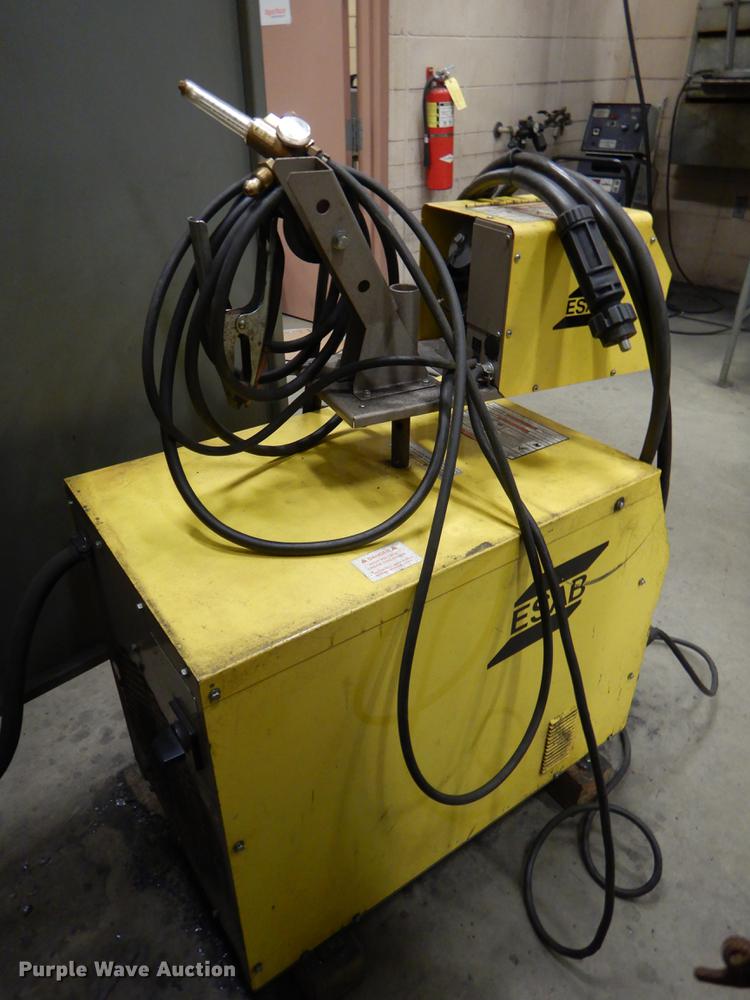 image for item EJ9801 Esab Mig 4HD/452CV welder